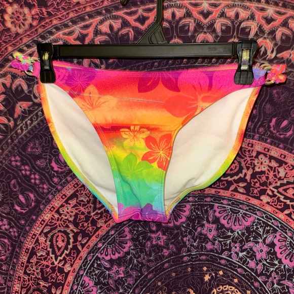 Colorful Mocean Bikini Set - Picture 4 of 8